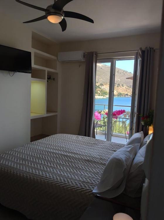 Ballas Apartments Agia Efimia Buitenkant foto