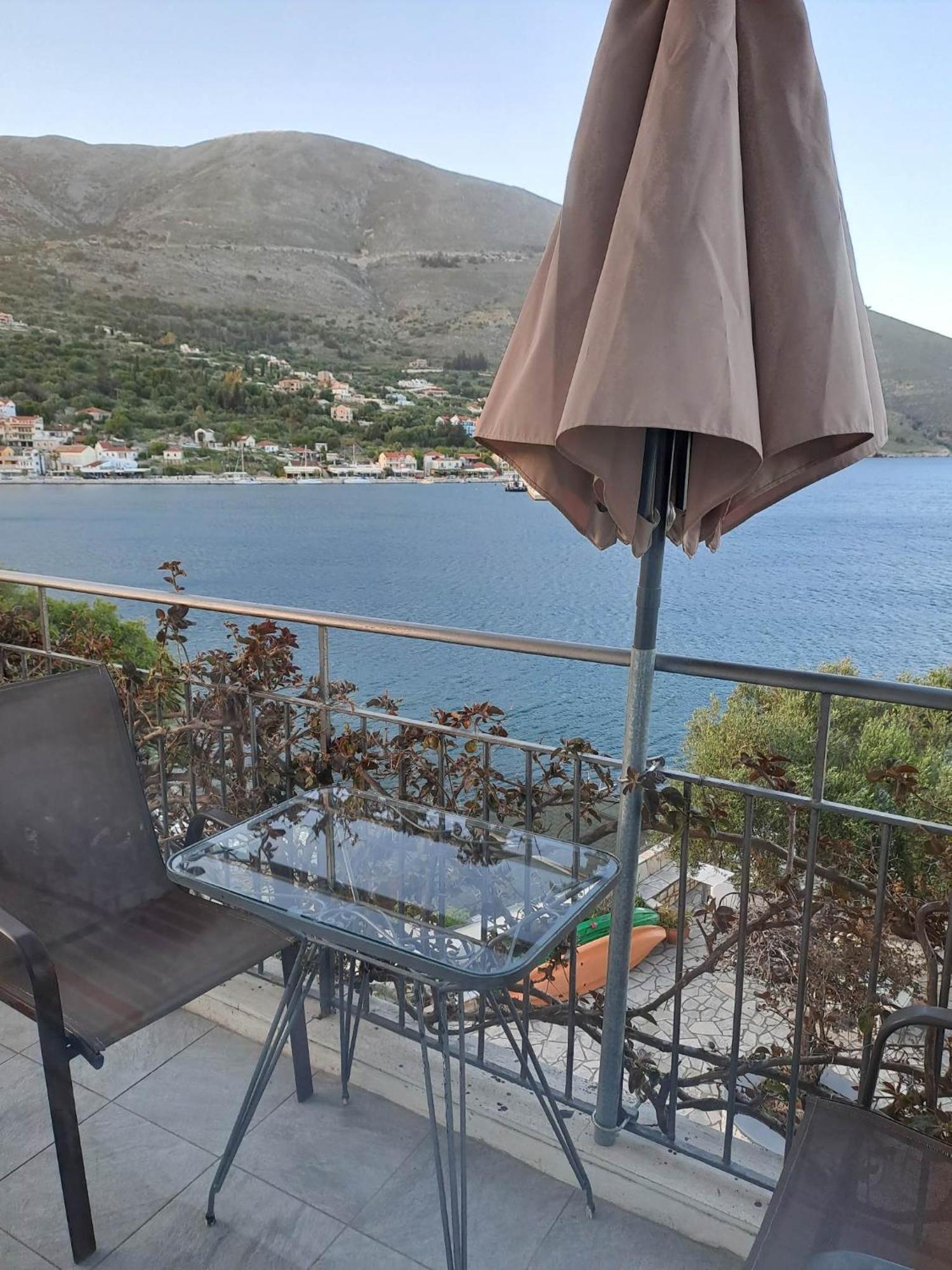 Ballas Apartments Agia Efimia Buitenkant foto