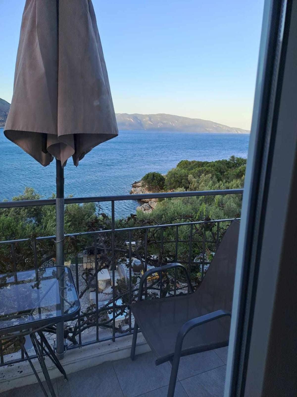 Ballas Apartments Agia Efimia Buitenkant foto