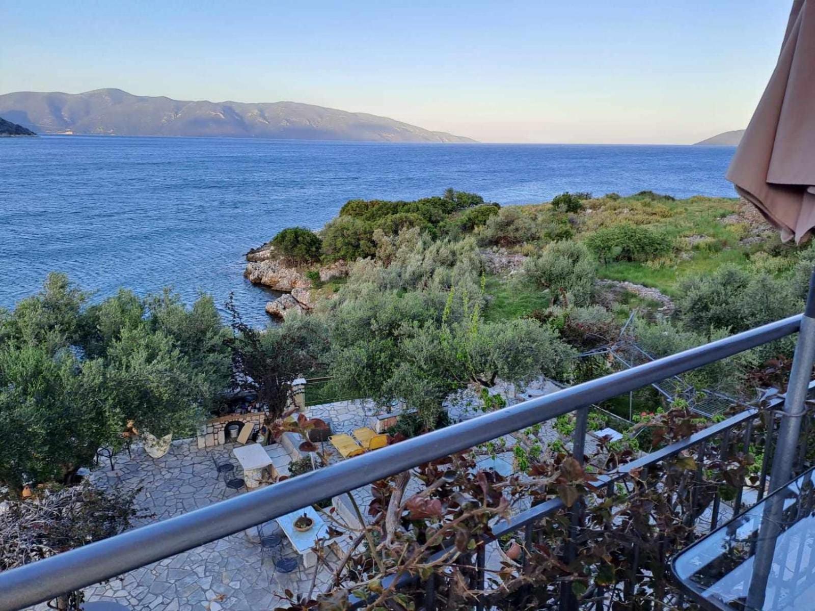 Ballas Apartments Agia Efimia Buitenkant foto